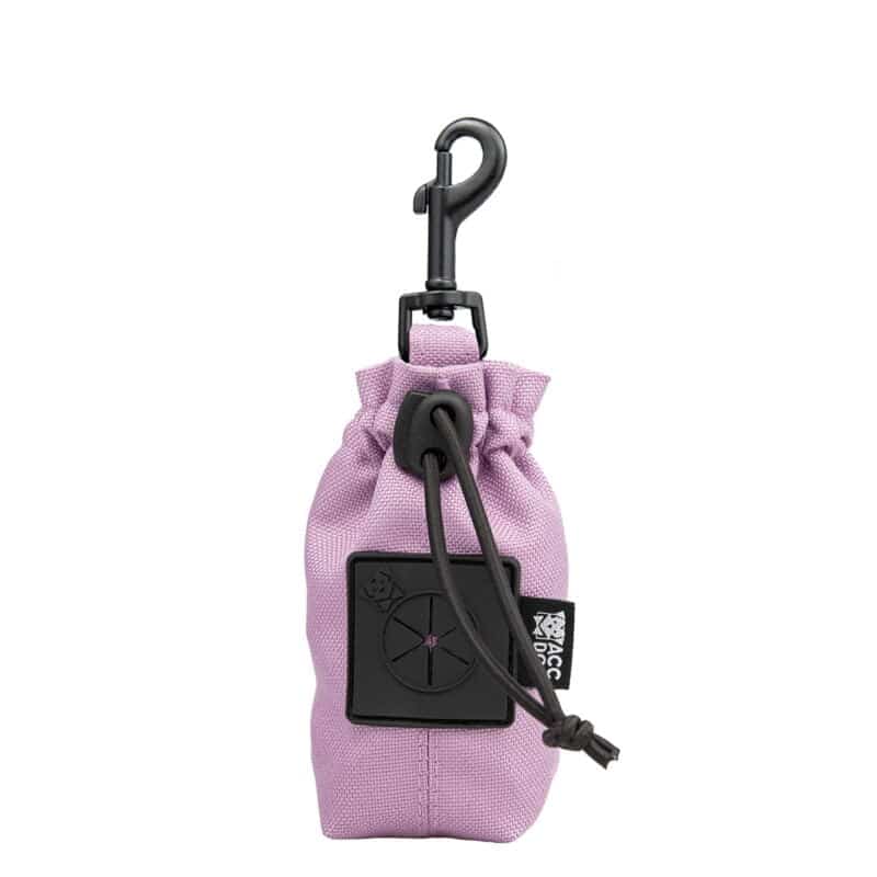 etui-na-kupoworki-czarny-karabinek-lavender-accdog