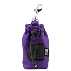 etui-na-kupoworki-srebrny-karabinek-violet-accdog