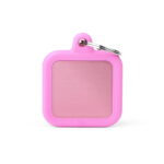myfamily-id-tag-hushtag-collection-aluminium-pink-square-with-pink-rubber